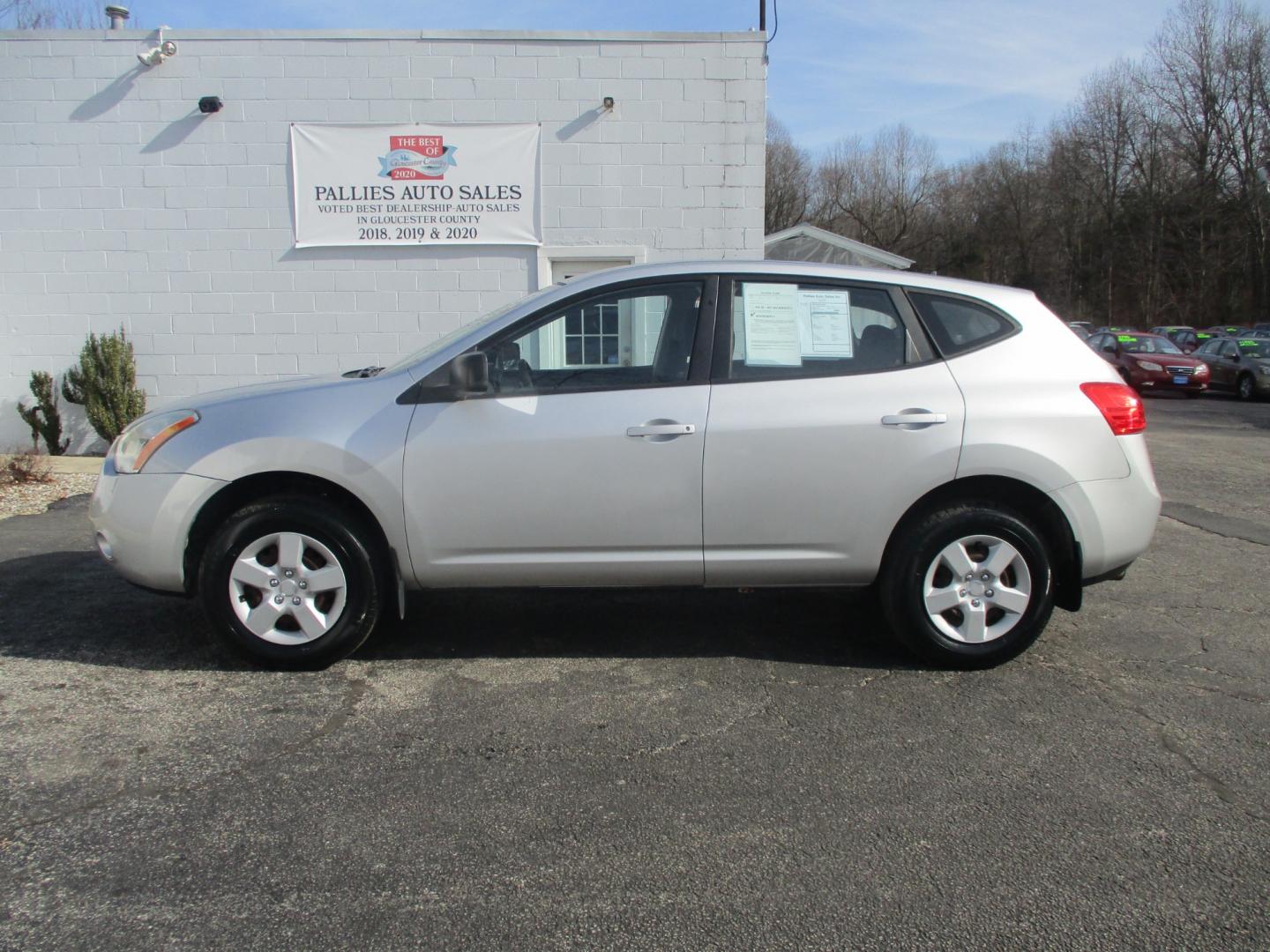 2009 SILVER Nissan Rogue (JN8AS58V49W) with an 2.5L L4 DOHC 16V engine, AUTOMATIC transmission, located at 540a Delsea Drive, Sewell, NJ, 08080, (856) 589-6888, 39.752560, -75.111206 - Photo#2